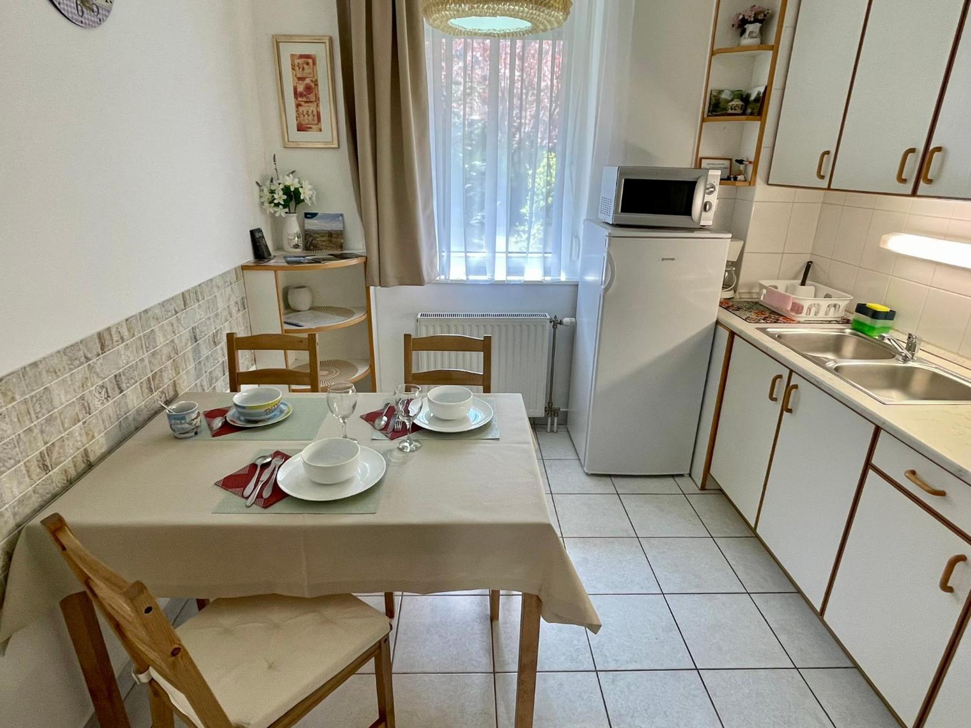Tavirozsa 1A Apartman Hévíz Kültér fotó