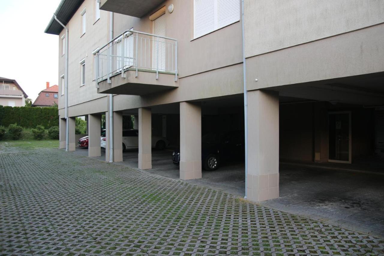 Tavirozsa 1A Apartman Hévíz Kültér fotó