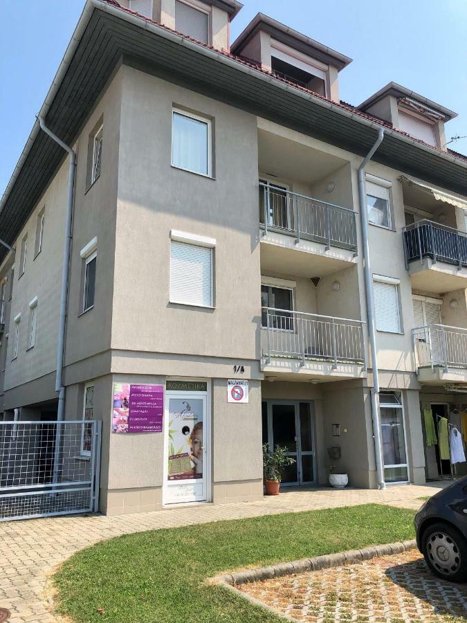 Tavirozsa 1A Apartman Hévíz Kültér fotó